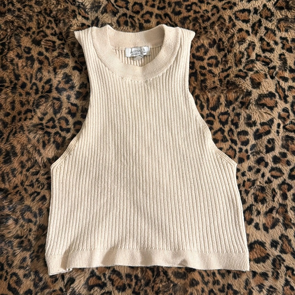Ribbed crop tank